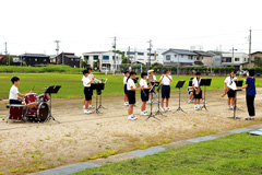 【写真】吹奏楽部の演奏の様子