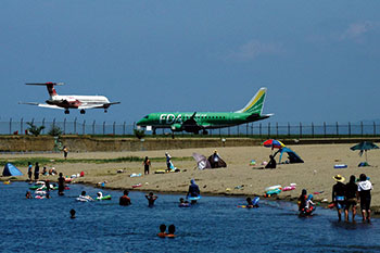 山の下船江町浜海水浴場