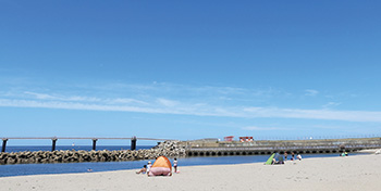 山の下船江町浜海水浴場