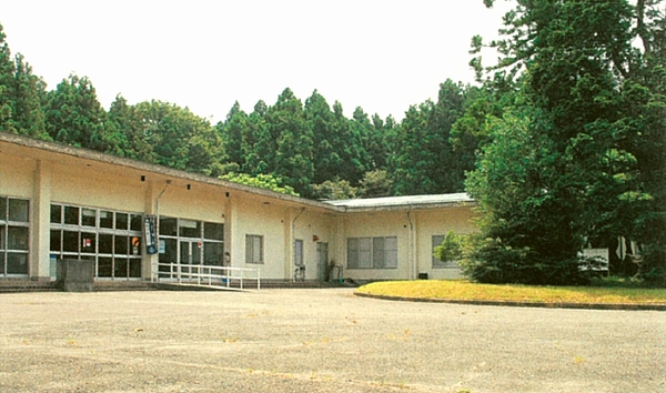 入徳館野外研修所　宿泊管理棟