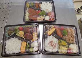 大通小学校5年生が南区の食材を使って考えた「オリジナル弁当」の写真